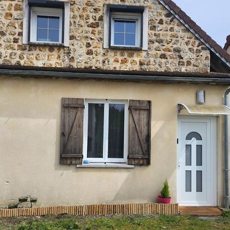 Joli Studio En Centre Ville Faremoutiers 외부 사진