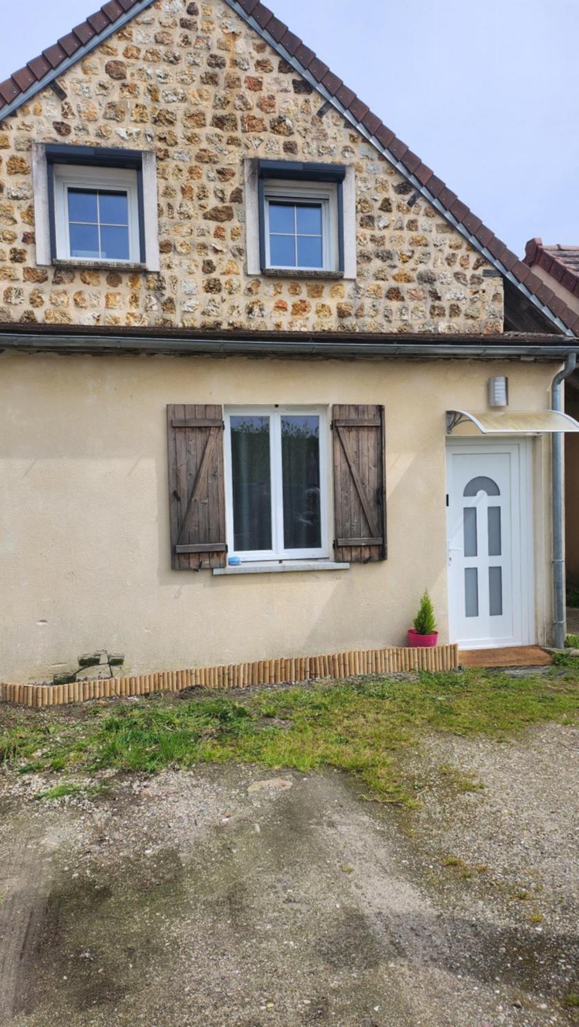 Joli Studio En Centre Ville Faremoutiers 외부 사진