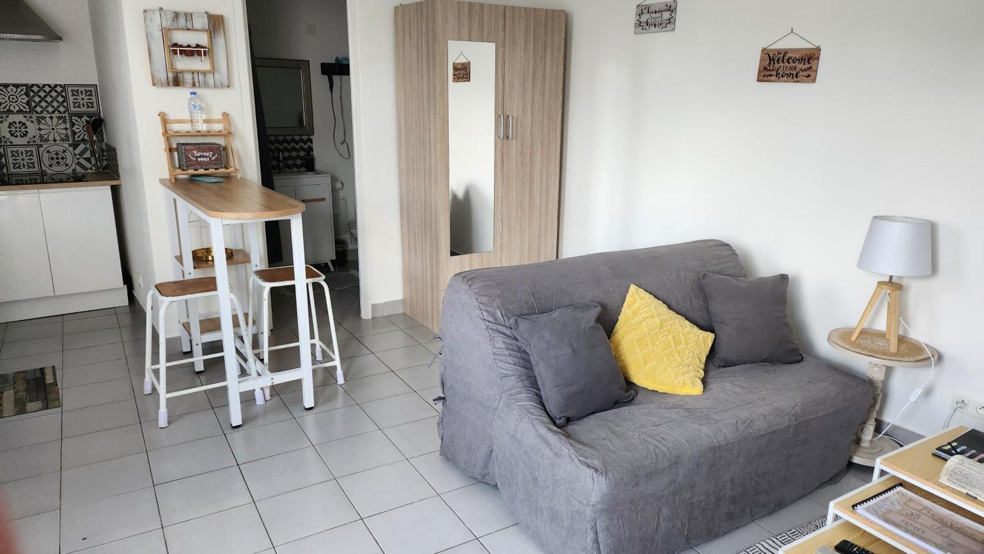 Joli Studio En Centre Ville Faremoutiers 외부 사진